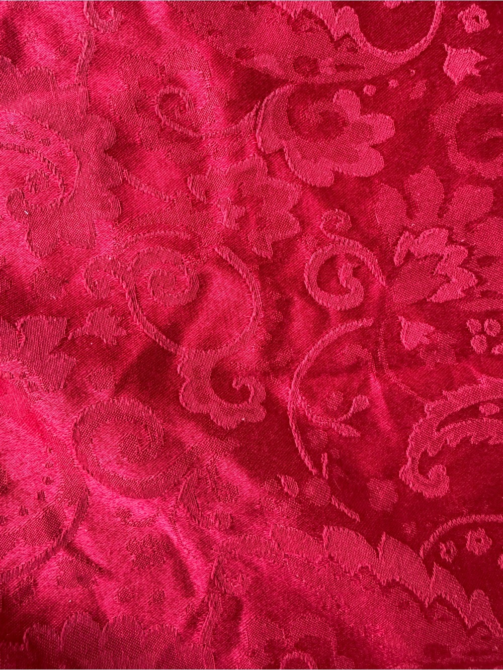 Red, Tablecloth - Picture 2 of 2